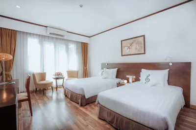 Camera Deluxe con Letto Matrimoniale o Letti Singoli e Vista Città — Thang Long Opera Hotel